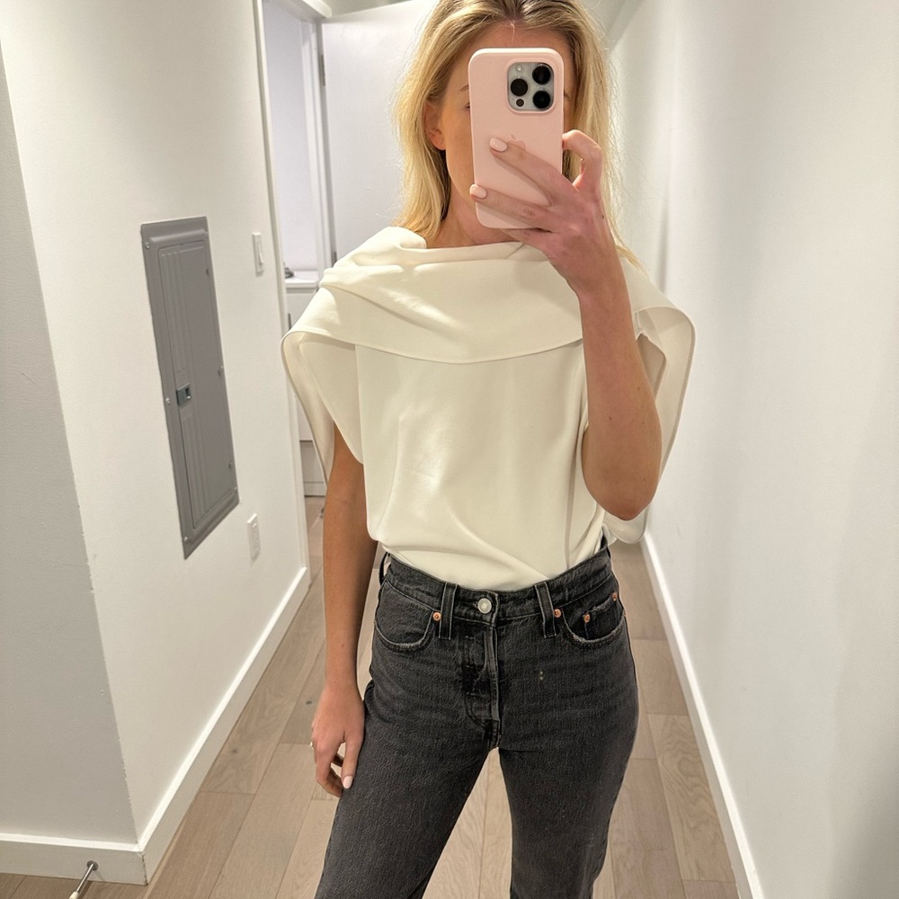 Scanlan and Theodore white asymmetrical top
